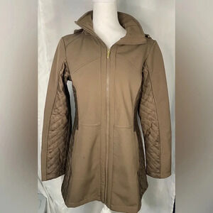 Jones New York women’s quilted‎ hooded poly-spandex coat